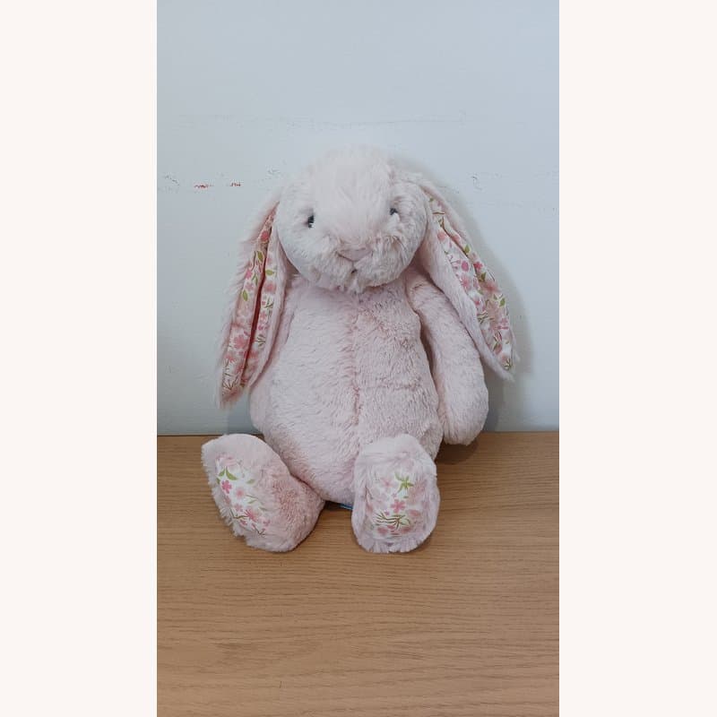 Jellycat Blossom Blush Bunny Medium Plush – NEW